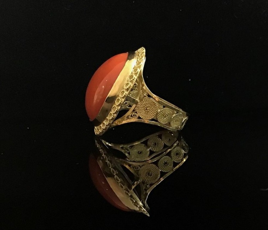 Gioielli Ferraro Gioielli | Anello Cabochon Tondo Corallo Rosso Sardegna E Filigrana Oro